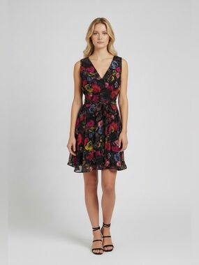BB Dakota sleeveless draped dark floral true wrap summer flowy party dress size4